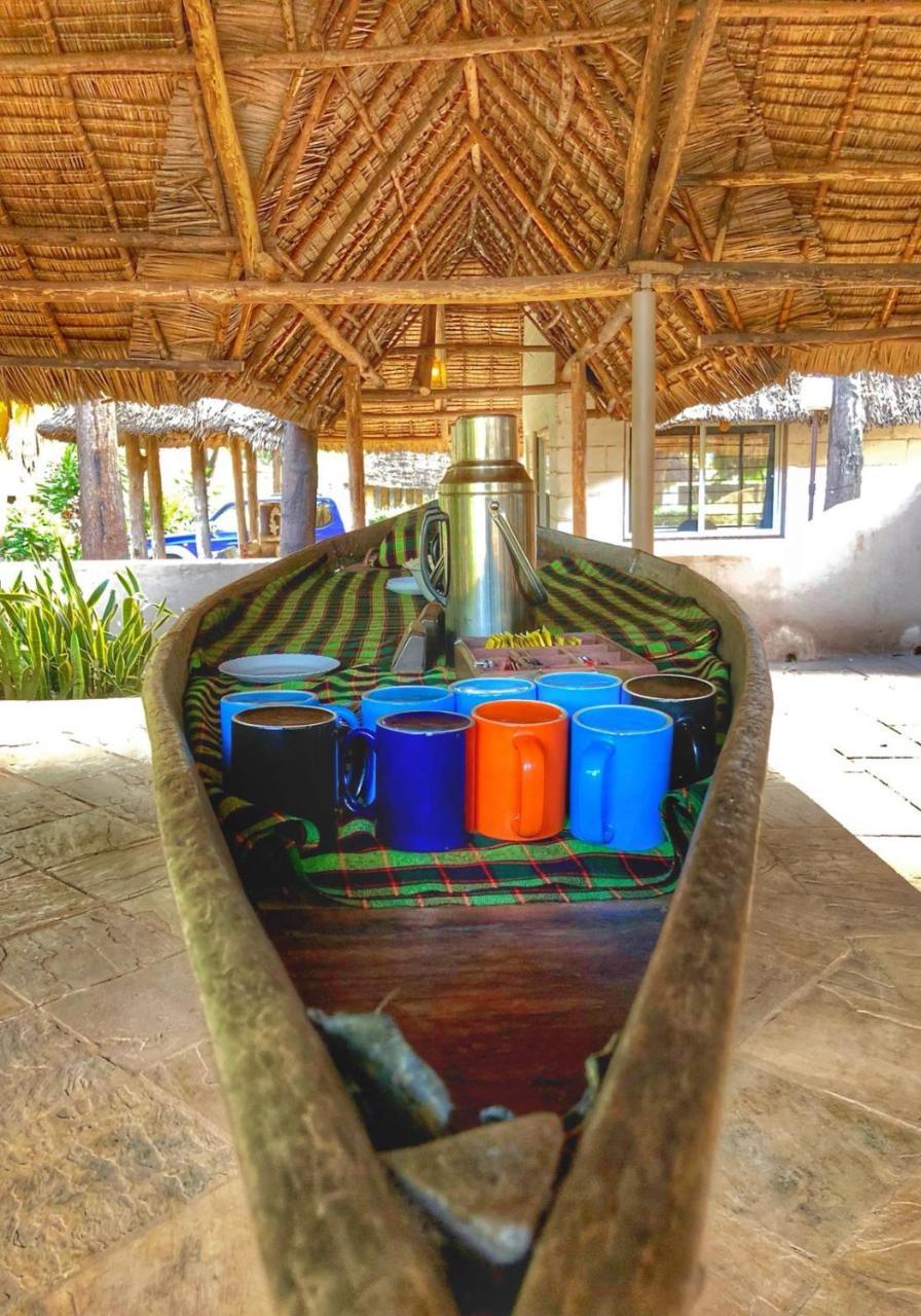 Honey Badger Lodge Moshi Esterno foto